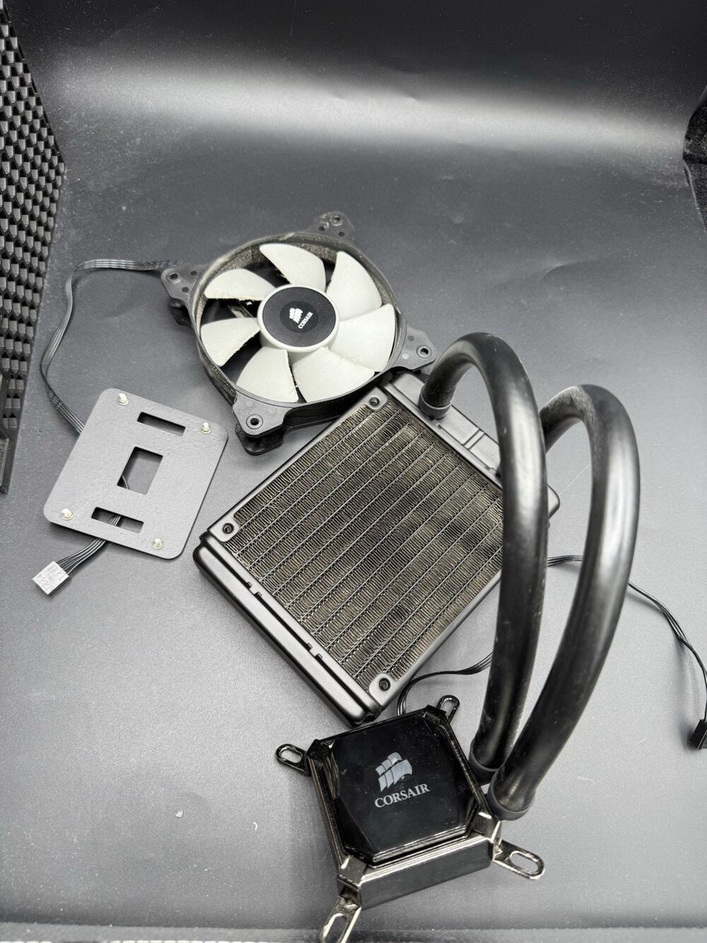 Corsair Hydro Series H60 Liquid Cooler CW-9060007-WW